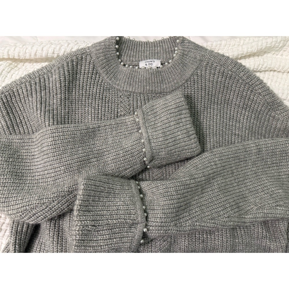 Crown & Ivy Women's Gray Knit Sweater W/ Pearl Beading Size XL